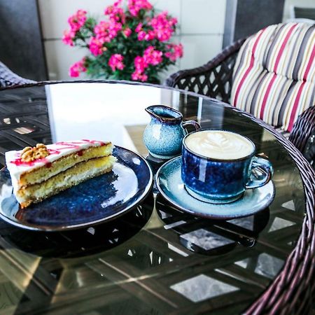 Grand Hotel غاغرا المظهر الخارجي الصورة