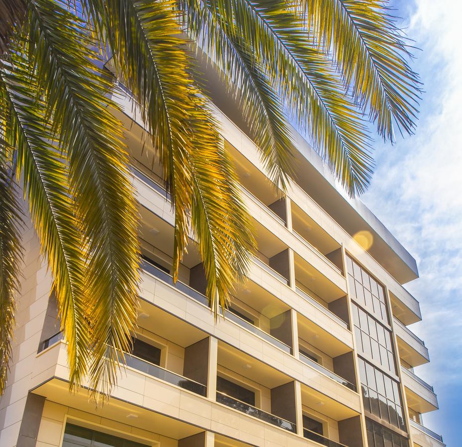 Grand Hotel غاغرا المظهر الخارجي الصورة